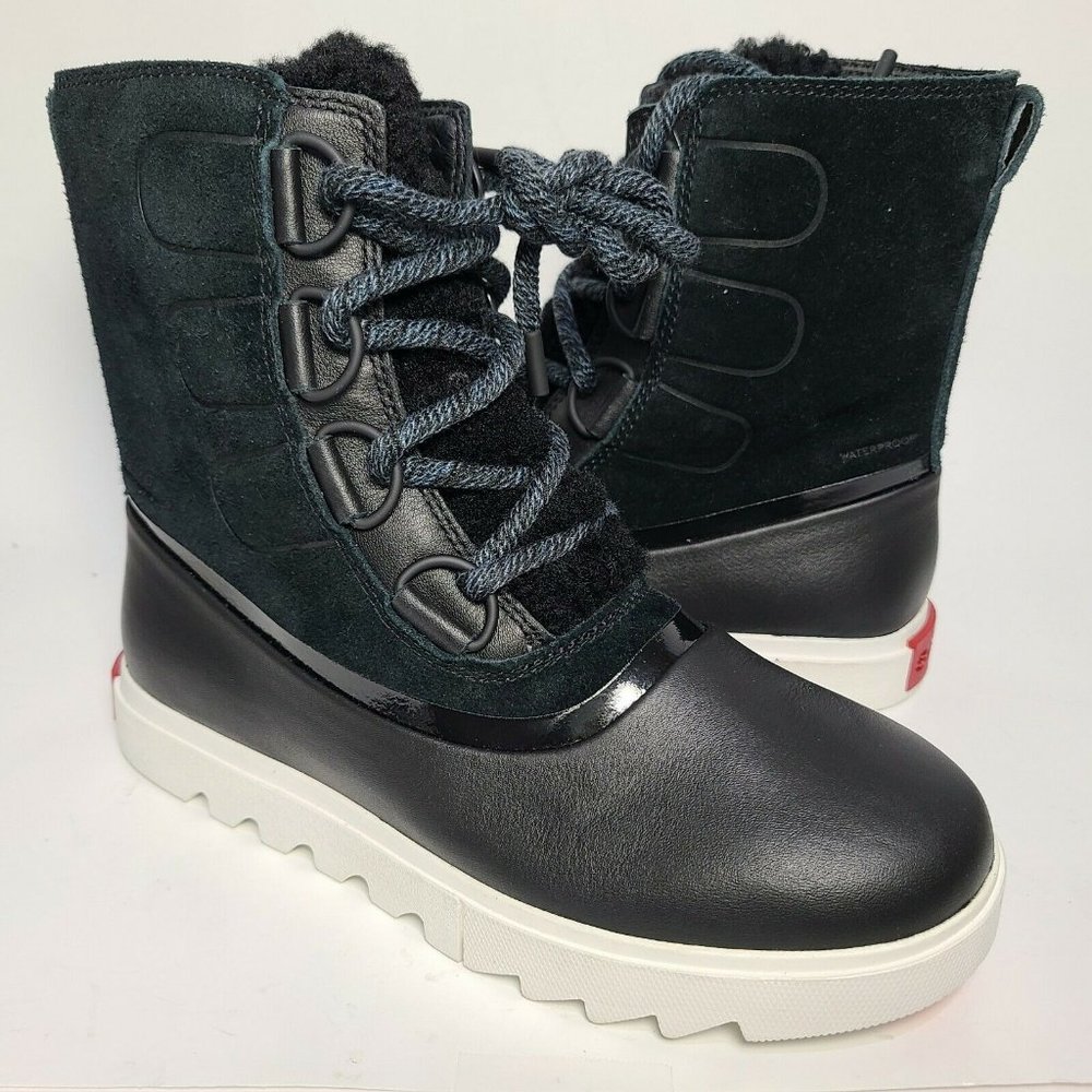SOREL women Boots Joan of Arctic Next Lite Lace Up Black Waterproof sz 6.5 new